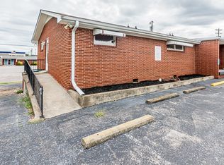 1816 Memorial Cir, Clarksville, TN 37043