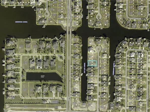 902 NW 39th Ave, Cape Coral, FL 33993
