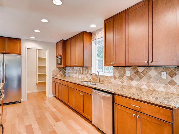 5th image of 6532 S Yarrow Way