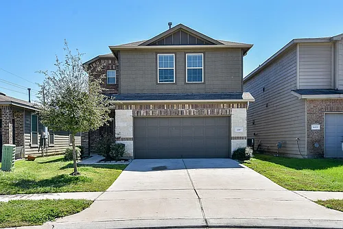 4407 Champions Landing Dr Photo 1
