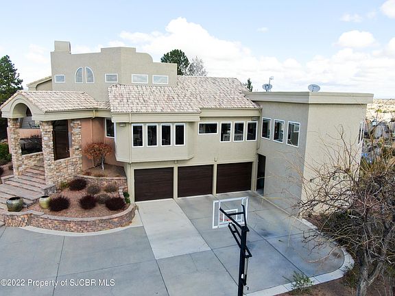 4th image of 4205 N Buena Vista Ave