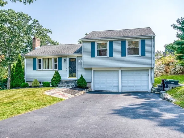 68 Westchester Cir, Dedham, MA 02026