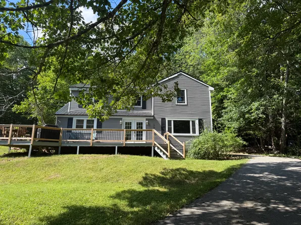 582 Ledge Rd #2, North Yarmouth, ME 04097