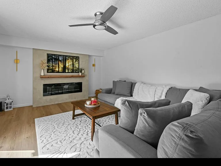 7728 77th Way — Photo 34