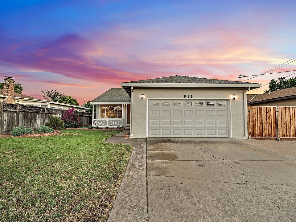 1st image of 971 Ventura Ave