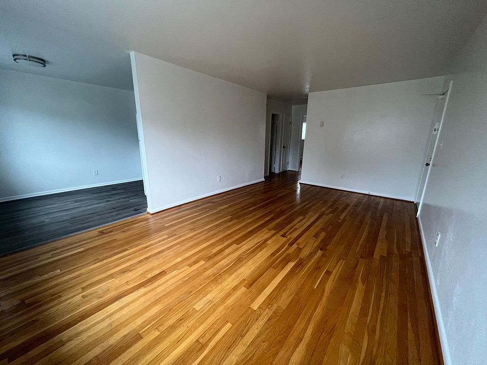 1st image of 211 W 26th St #2