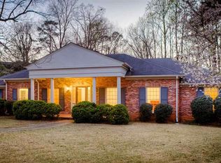 1560 Panorama Dr, Vestavia, AL 35216