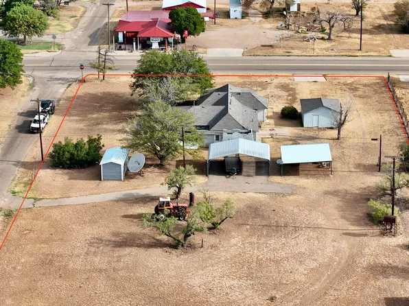 401 Main St, Quitaque, TX 79255