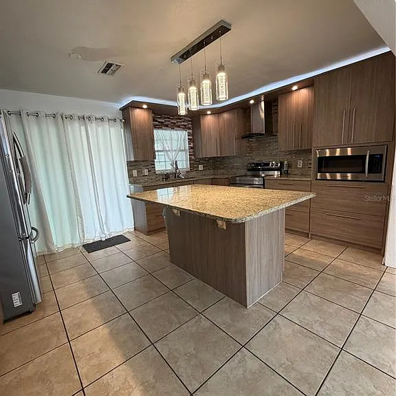 101 Gardenia Rd — Photo 5