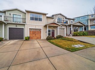 228 Dunthorpe Dr, Medford, OR