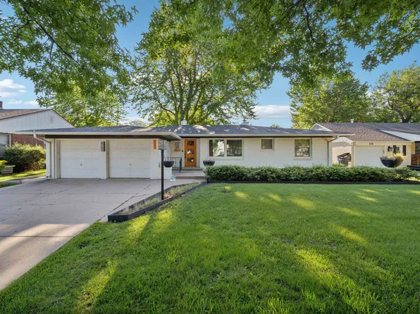 240 N Edgemoor St, Wichita, KS 67208