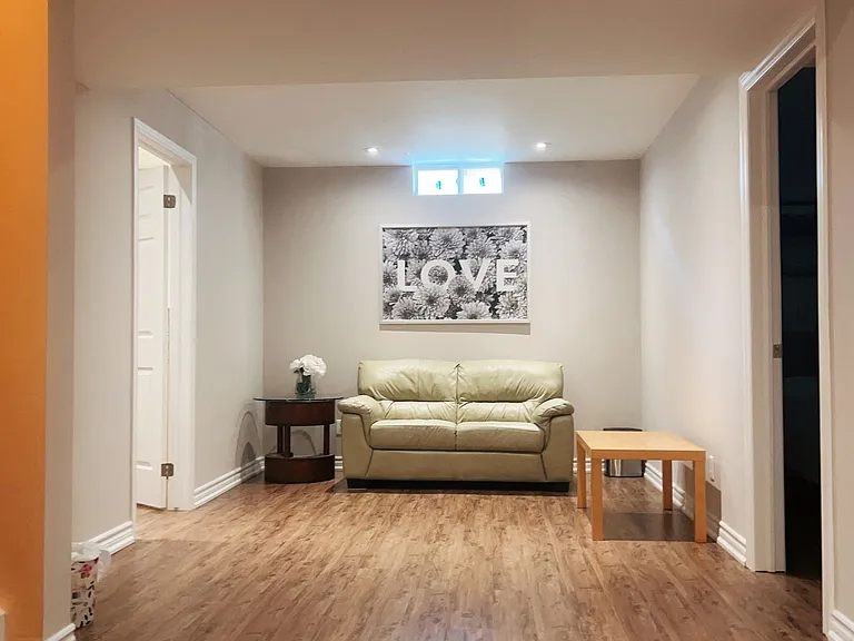 8 Stony Hill Blvd — Photo 8