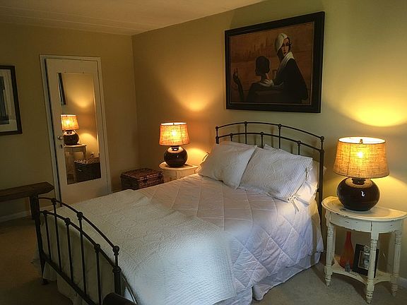 generous sized Master Bd rm