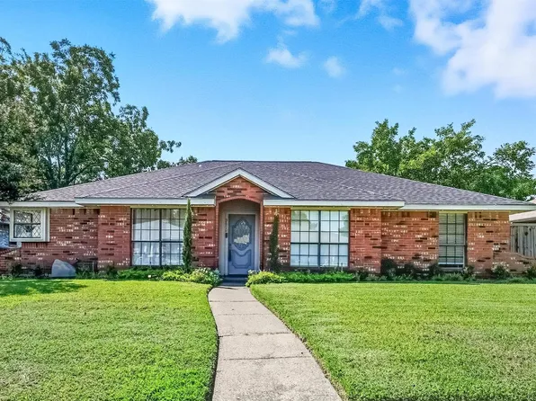 3610 Christopher Dr, Rowlett, TX 75088