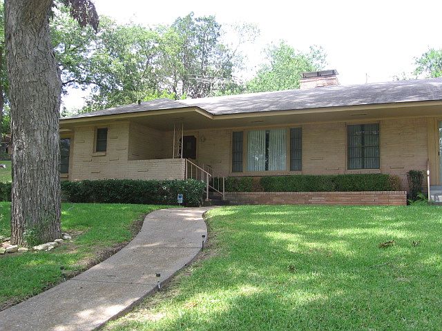 1st image of 1703 Ferguson Ln