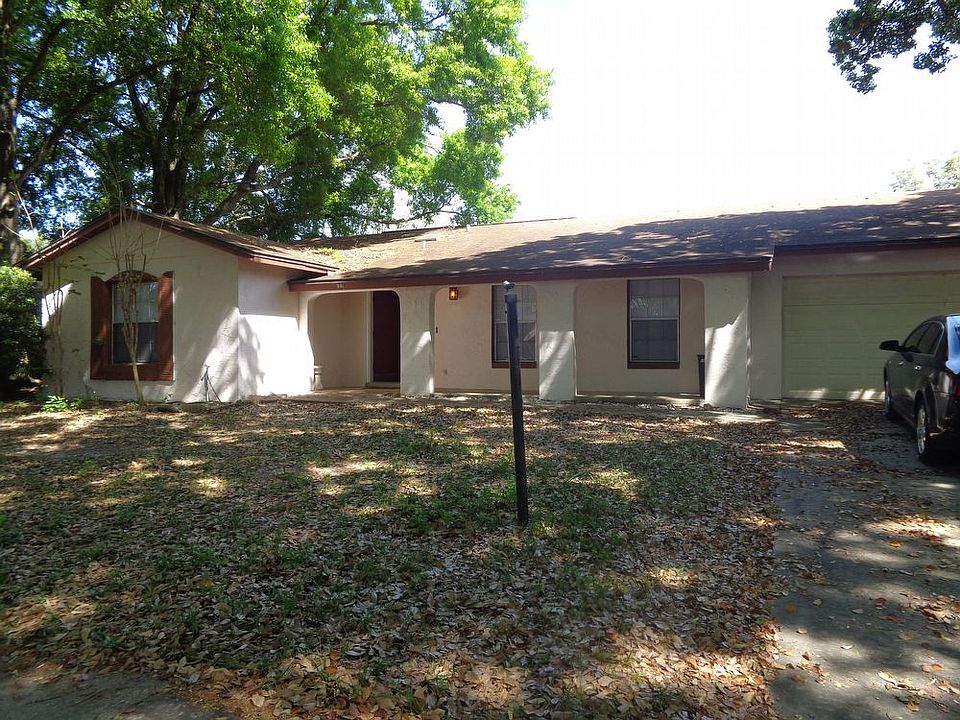 1st image of 961 Briarwood Ln