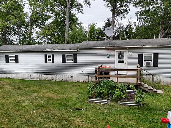 4th image of 51 River Road