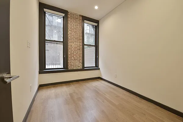 Rented by REAL New York | media 15