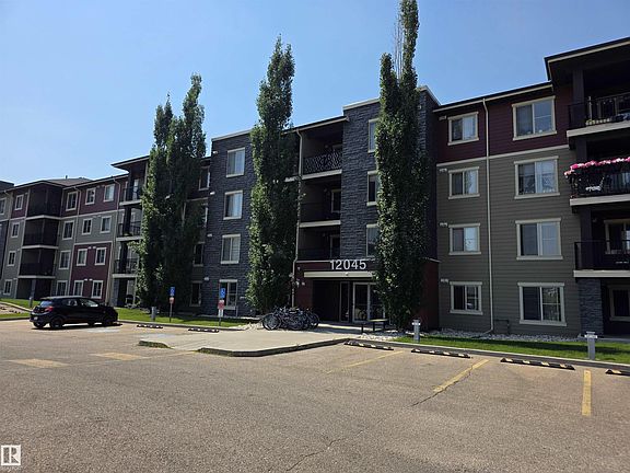 4th image of 12045 22nd Ave SW #206