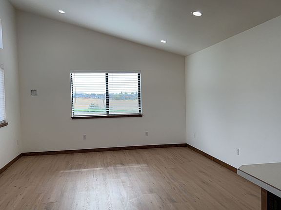 2nd image of 660 NE Chapel St