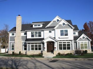 460 S Fairview Ave, Elmhurst, IL