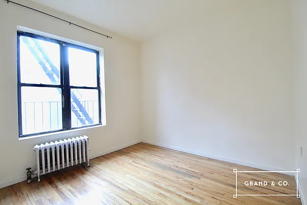 Rented by Grand & Co. | media 28