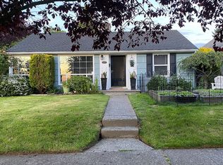 6302 38th Ave SW, Seattle, WA 98126