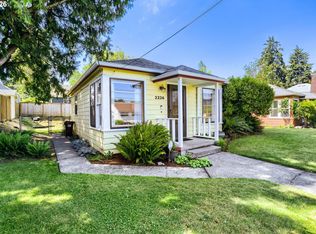 2226 N Sumner St, Portland, OR 97217