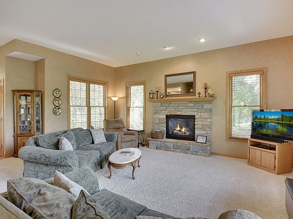 4th image of 22332 Watson Cir NW