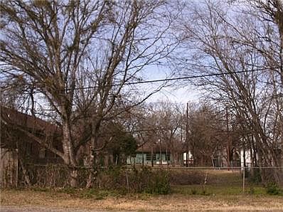 2nd image of 1113 E Martin Luther King Jr Blvd