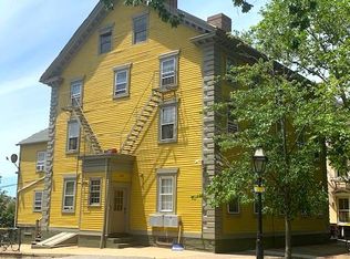 350 Benefit St APT 6, Providence, RI 02903