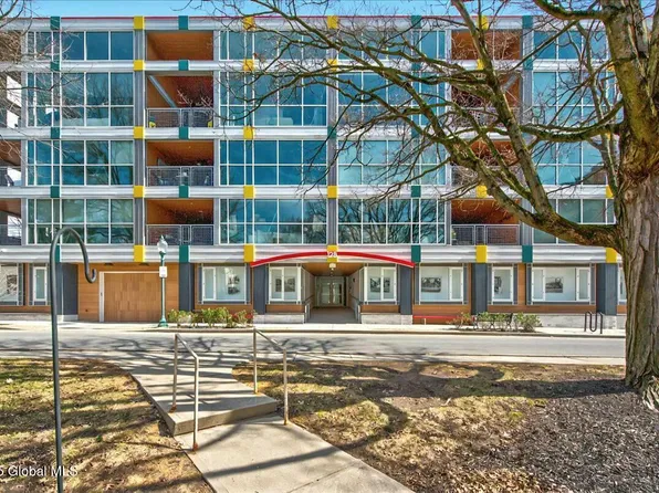 128 Henry Street Apt 403, Saratoga Springs, NY 12866