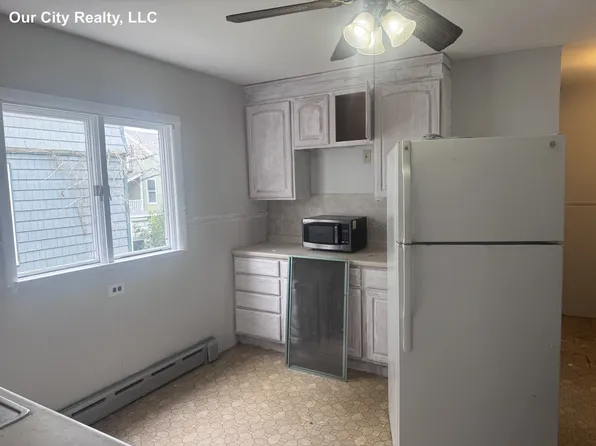 (undisclosed Address), Somerville, MA 02144