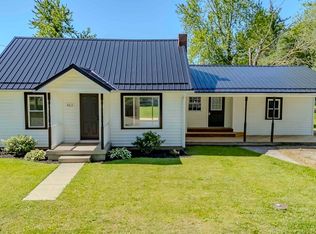 403 E 4th St, Fairmount, IN 46928
