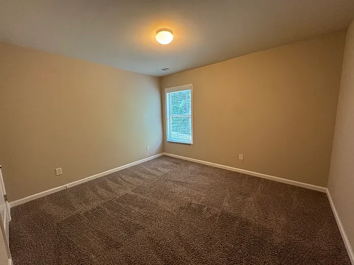 835 Westmoreland Ln NE — Photo 13