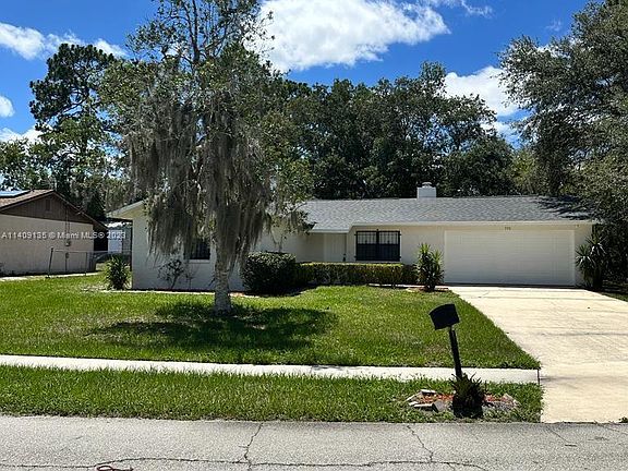 2nd image of 900 Hanford Dr
