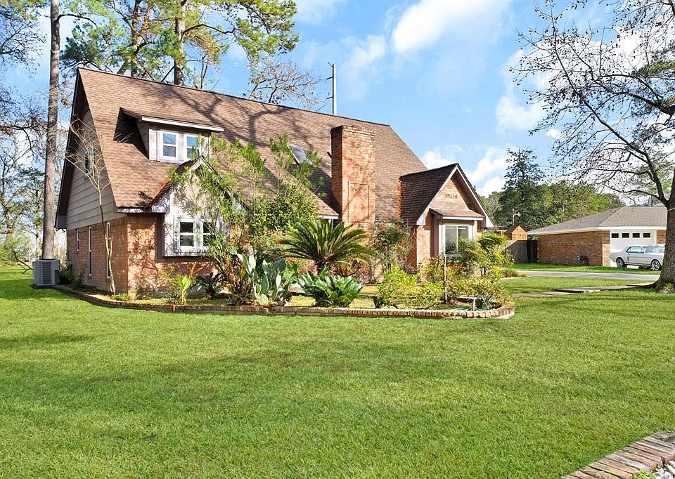 1st image of 19234 Lakeshire St
