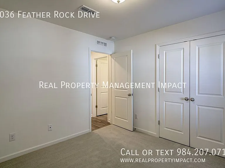2036 Feather Rock Dr — Photo 10