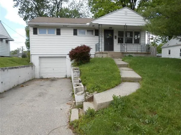 4613 Maughn Dr, Dayton, OH 45431