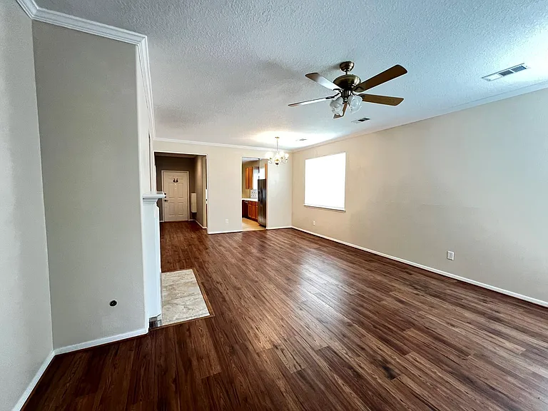 2910 Blue Dawn Dr — Photo 13