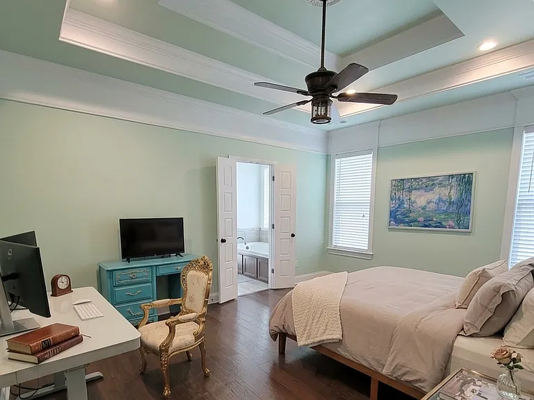 331 Rolling Acres Dr — Photo 5