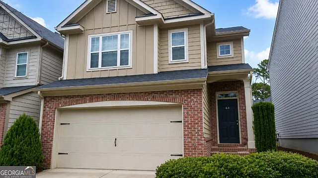 64 Creighton Ln — Photo 1