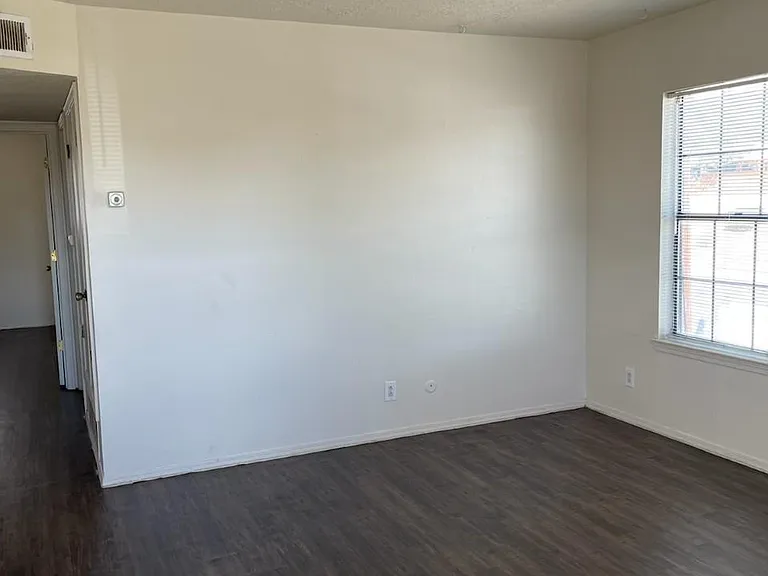 905 Nakomis Dr NE #3 — Photo 6