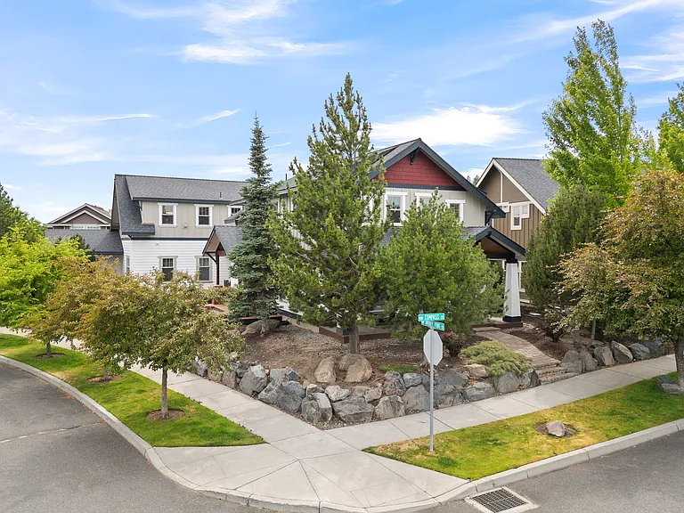 625 Compass Ln #1 — Photo 48