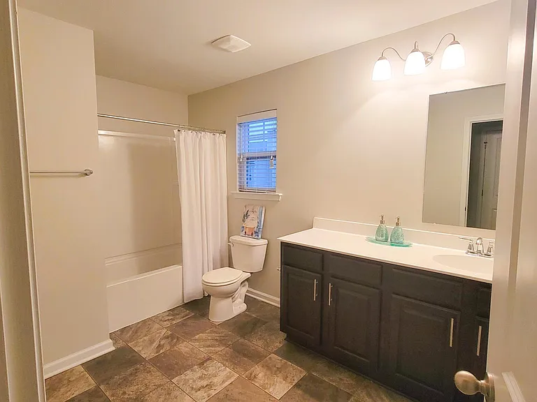 4 Dispatch Rd — Photo 21