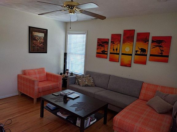 2nd image of 709 Givens Ln