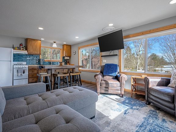 5th image of 1891 Breezy Bay Rd