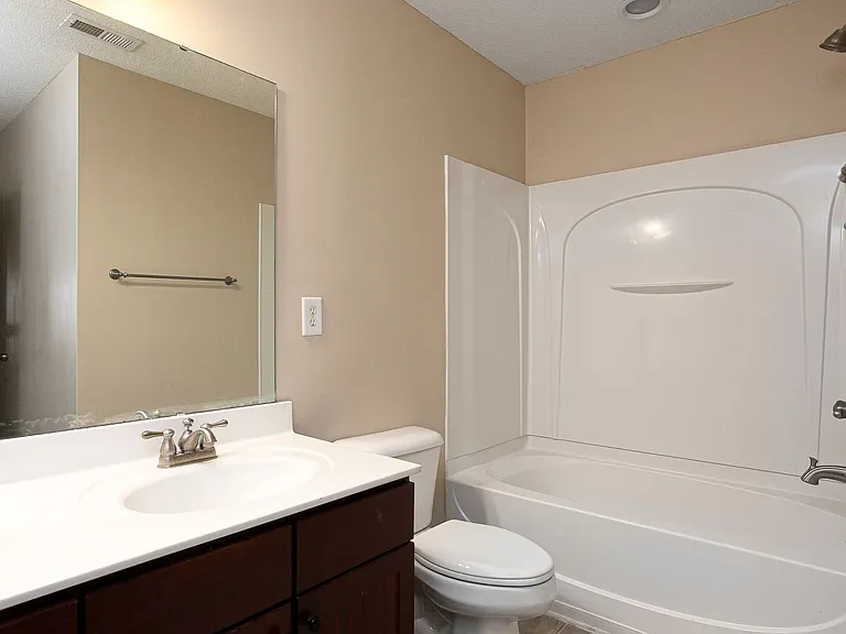 2002 Remington Oaks Cir — Photo 22