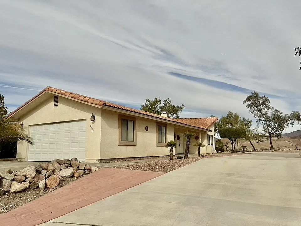 3375 Sharon Ln