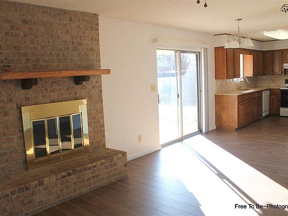 5th image of 2211 Selma Dr